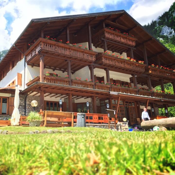 Hotel Le Pinete 皮亚扎托雷 外观 照片